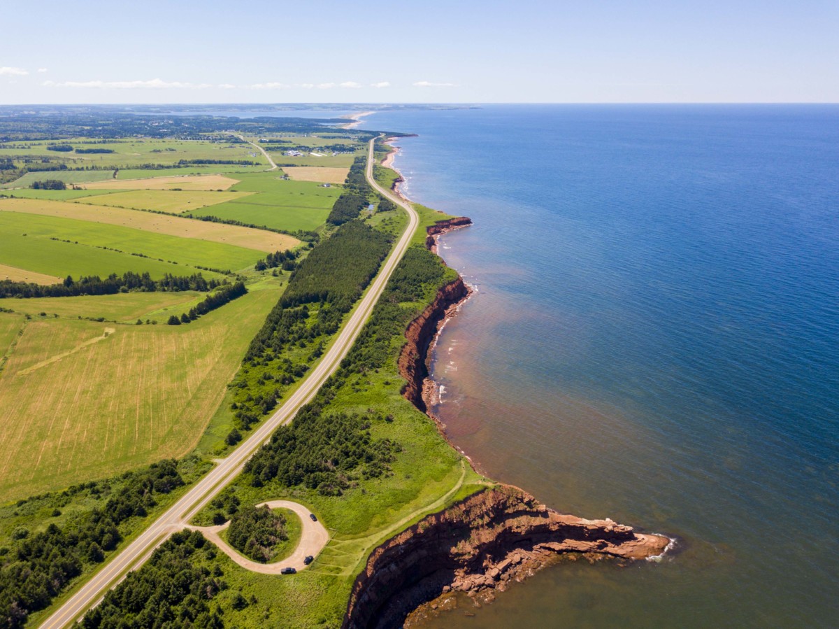 Featured Properties Allan Weeks Real Estate Co.